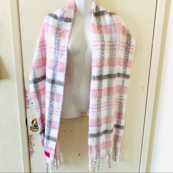 Victoria's Secret Accessories - Victoria Secret Plush Plaid Scarf